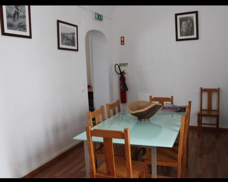 Mont' Sobro Hostel Évora Extérieur photo